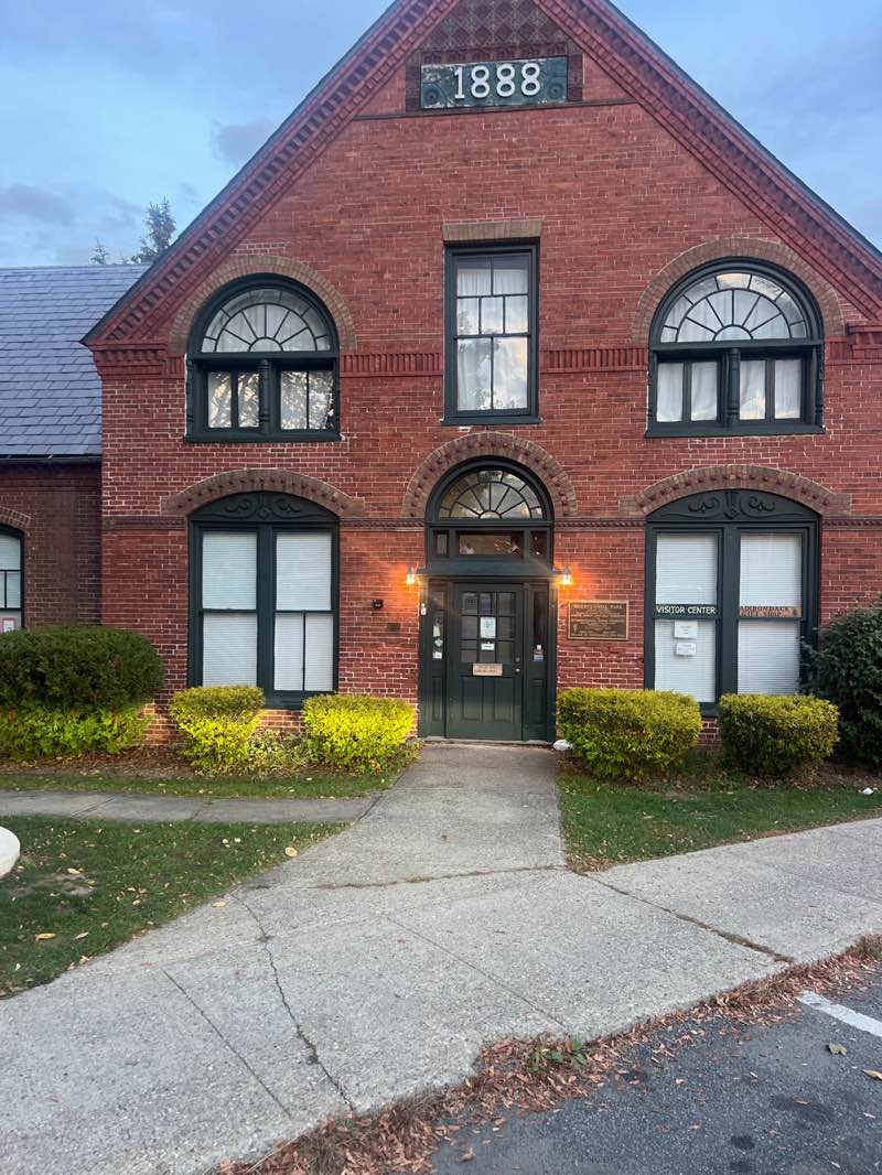 walking near me in Bi-Centenial Park in autumn