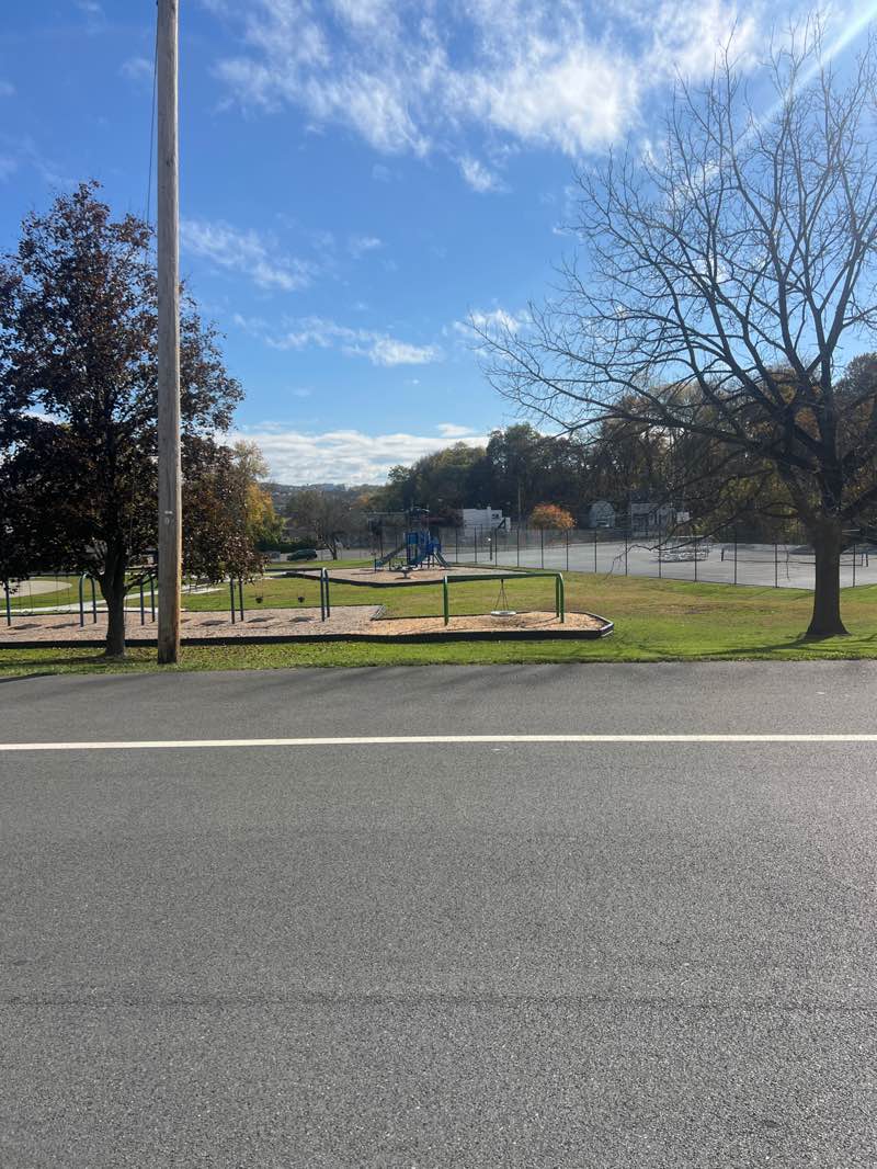 walking near me in Krank Park in autumn