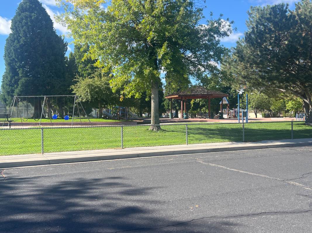 walking near me in Woodtrail Park in autumn