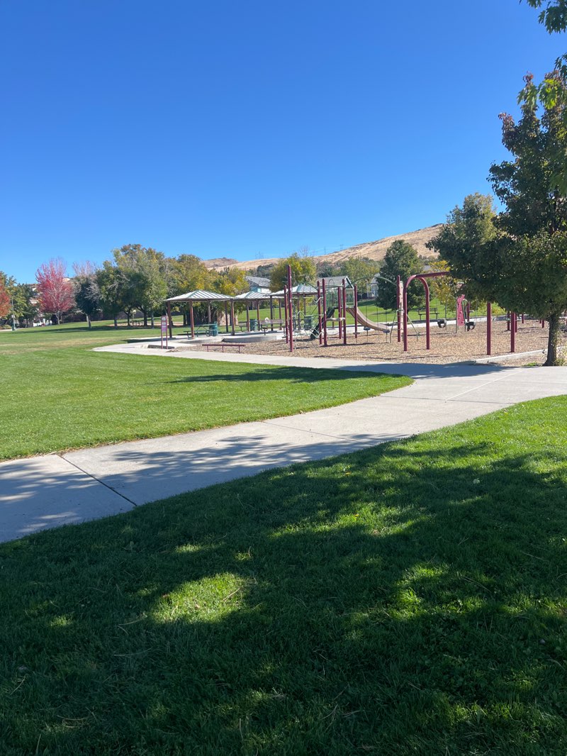 walking near me in Pagni Ranch Park in autumn
