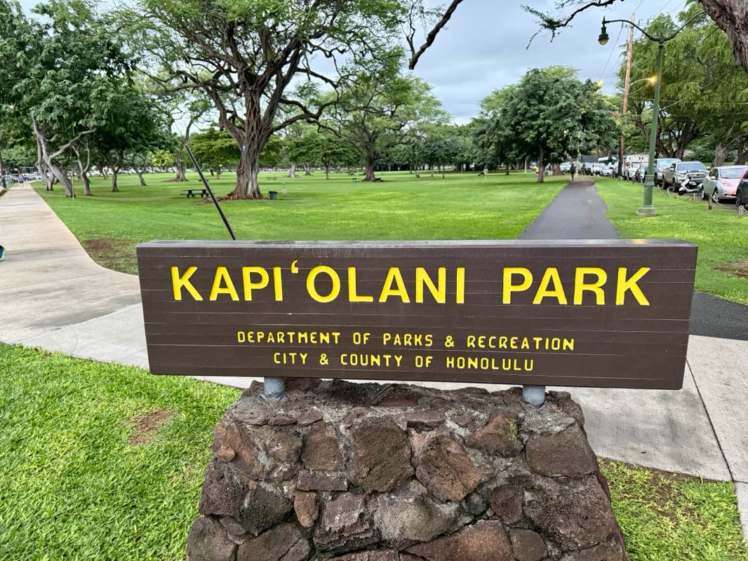 walking near me in Ala Wai Promenade in winter