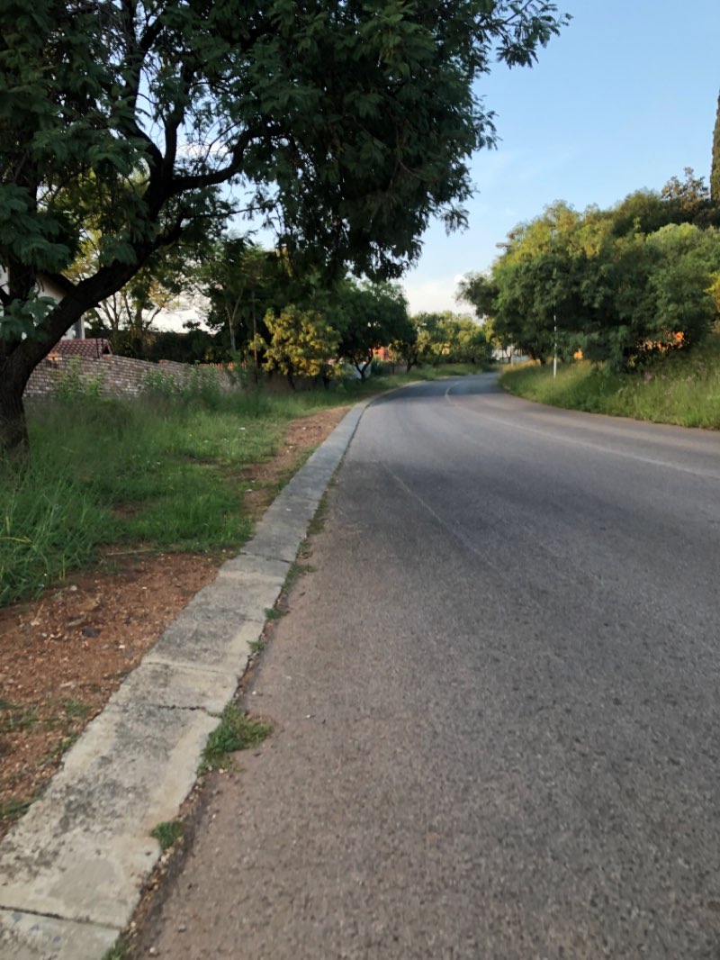 walking near me in Southern Golf Greens in summer
