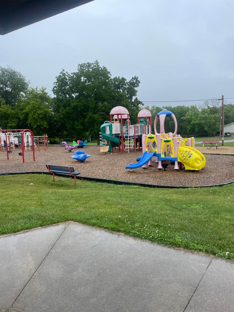 walking near me in Merton Fireman's Park in summer