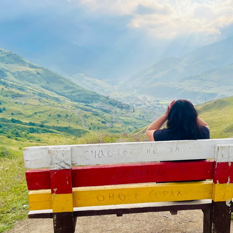 Анна⚪️🔴🟡