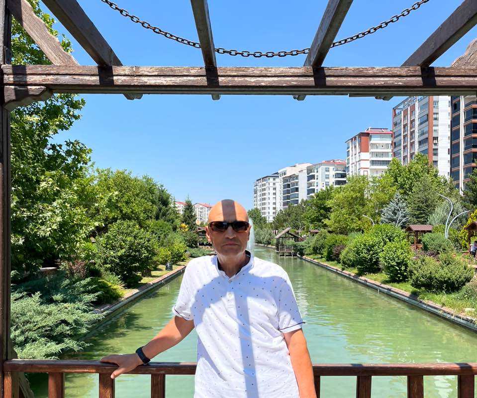 AHMET 🇹🇷☝️❤️🏃‍♂️🏃‍♂️ profile