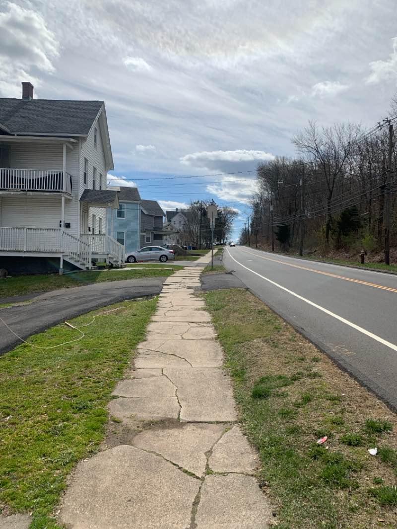 walking near me in Willow Brook Park in winter