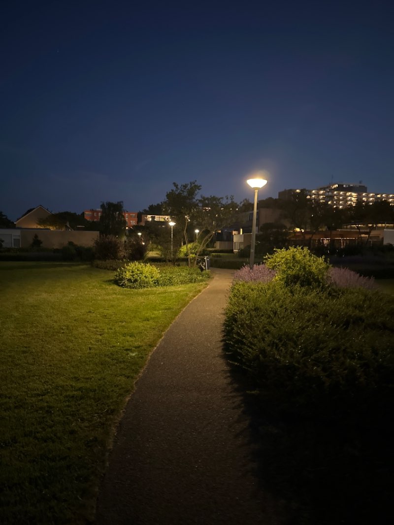 walking near me in Sportpark Escapade in winter