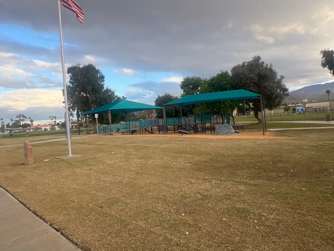 walking near me in Magnesia Falls City Park in autumn
