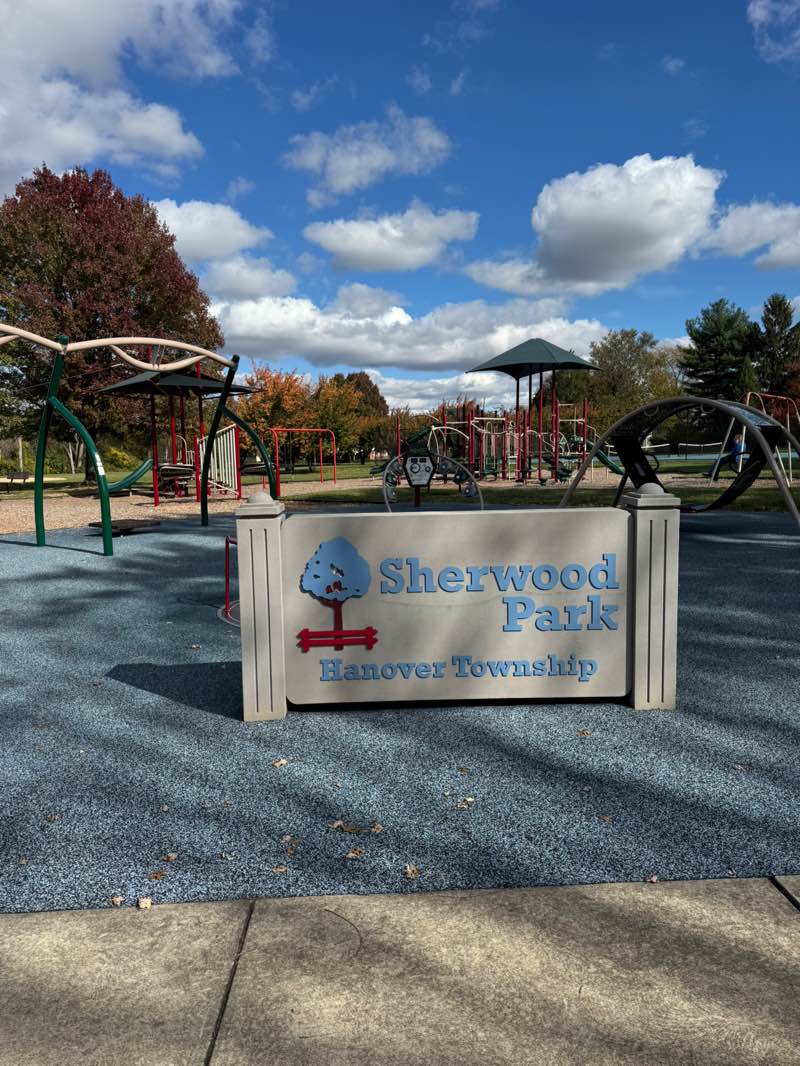 walking near me in Sherwood Park in autumn