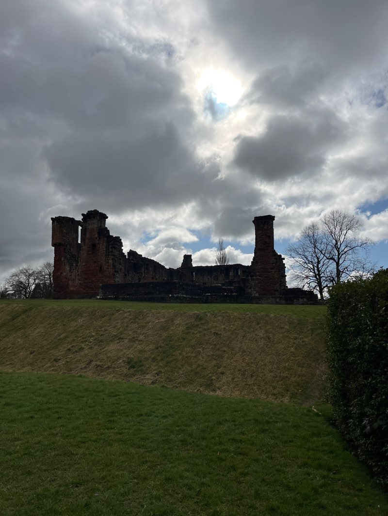 walking near me in Castle Park in spring