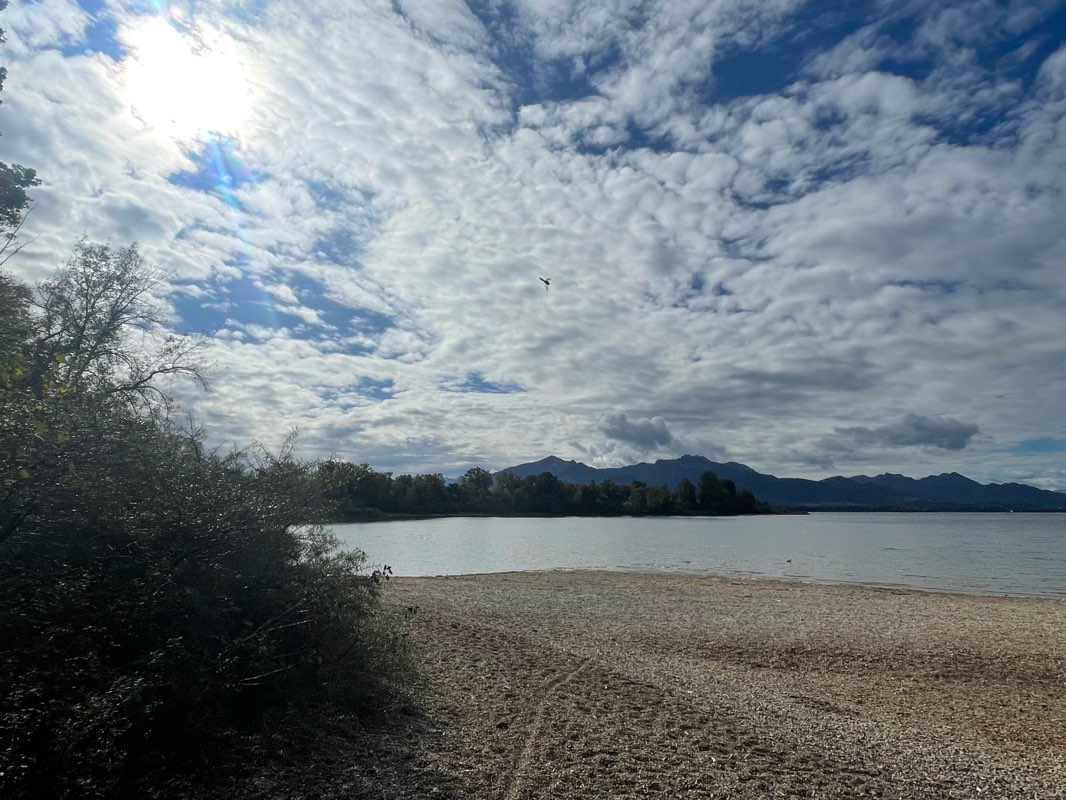 walking near me in Strandbad Feldwies in winter