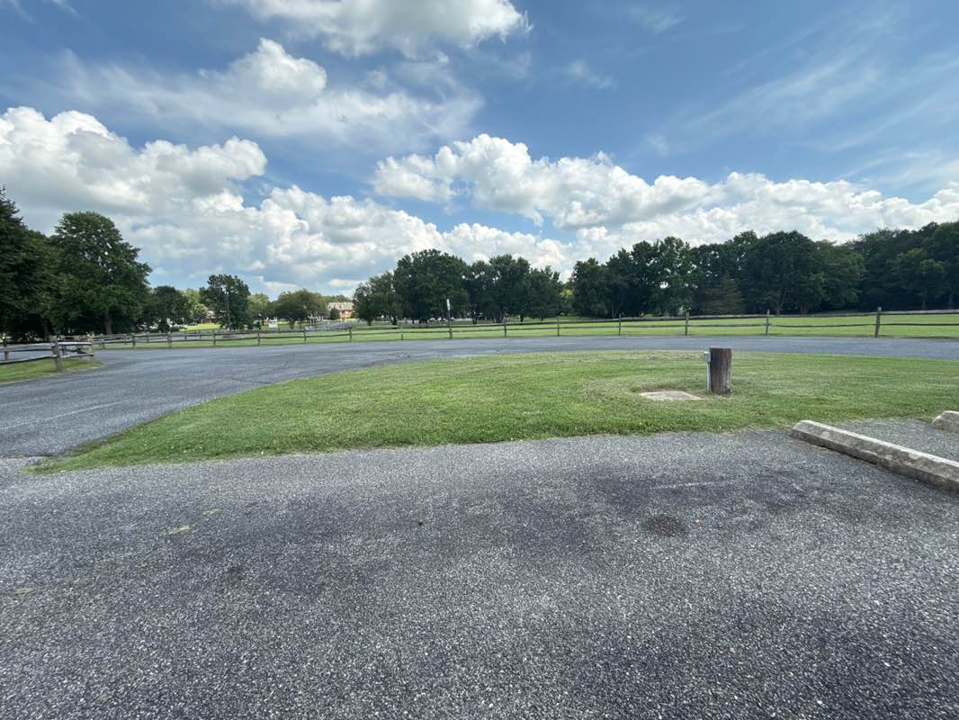 walking near me in Brecknock Park in summer