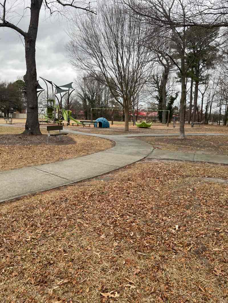 walking near me in Williams Farm Park in winter