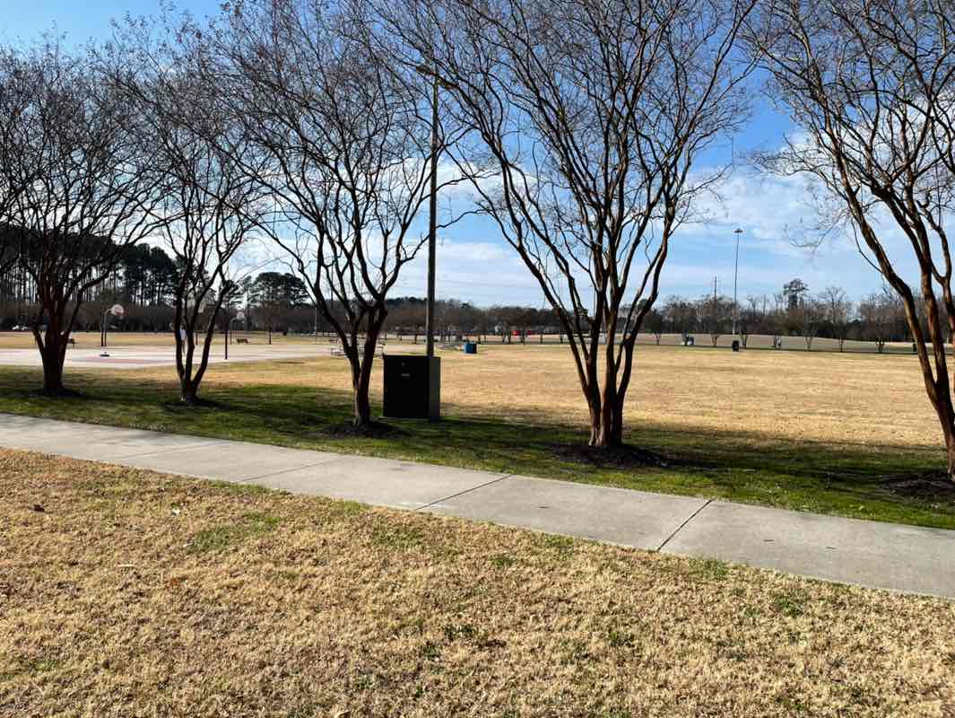 walking near me in Chesapeake City Park in winter