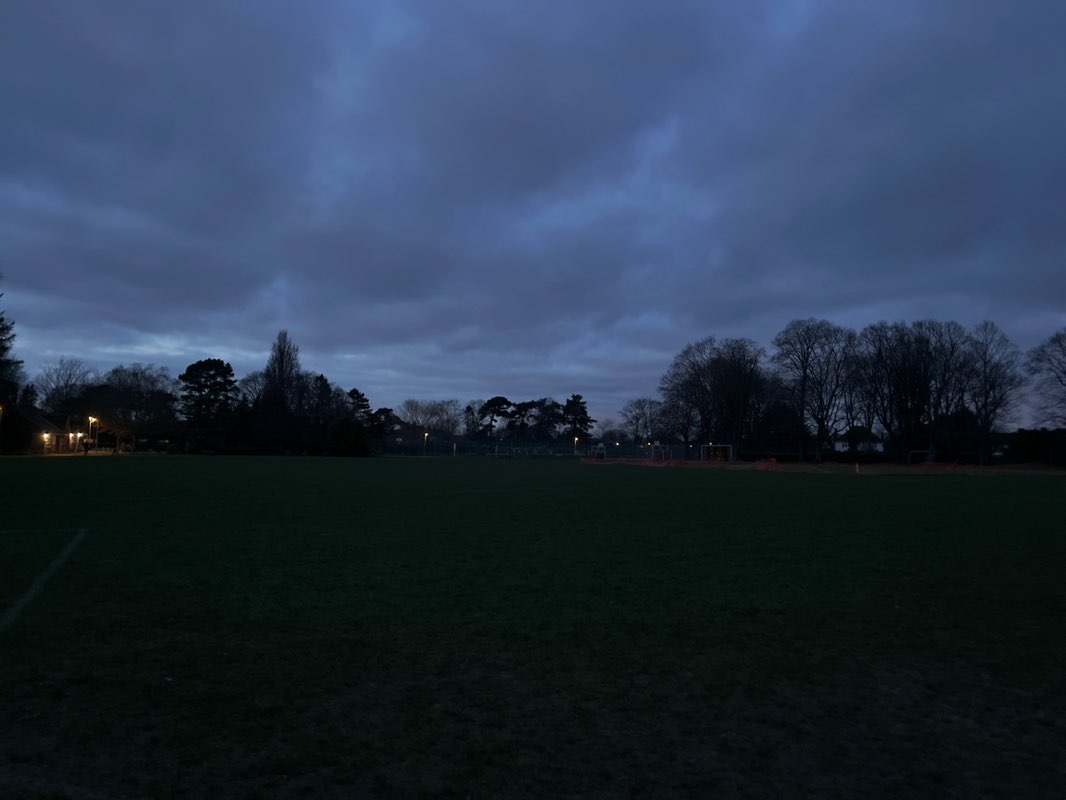 walking near me in Alexandra Park in winter
