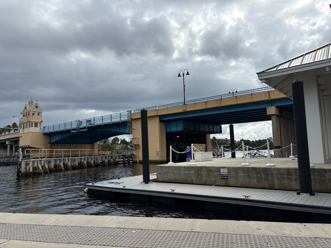 walking near me in South Inlet Park in winter