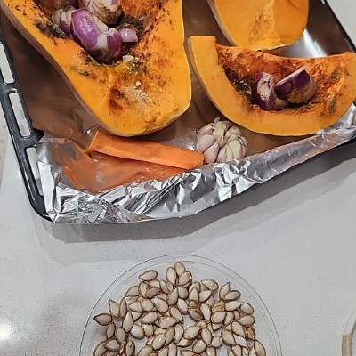 Nosh Masters Parisa☕️👣🚶🏻‍♀️♾✨ post image