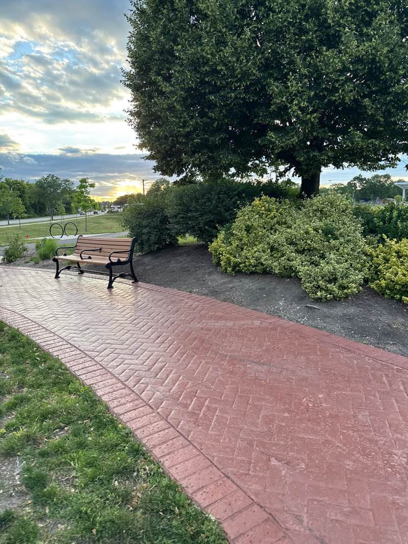 walking near me in Recreation Park in summer