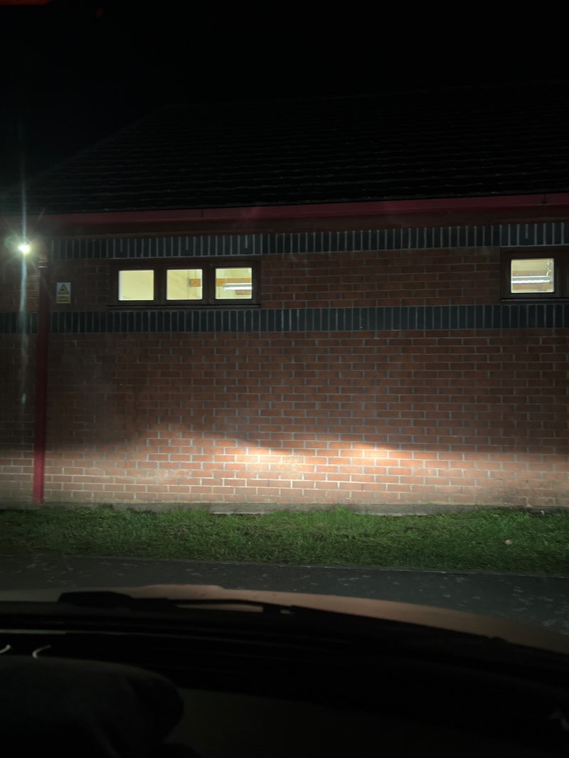 walking near me in Vicarage Road Recreation Ground in winter