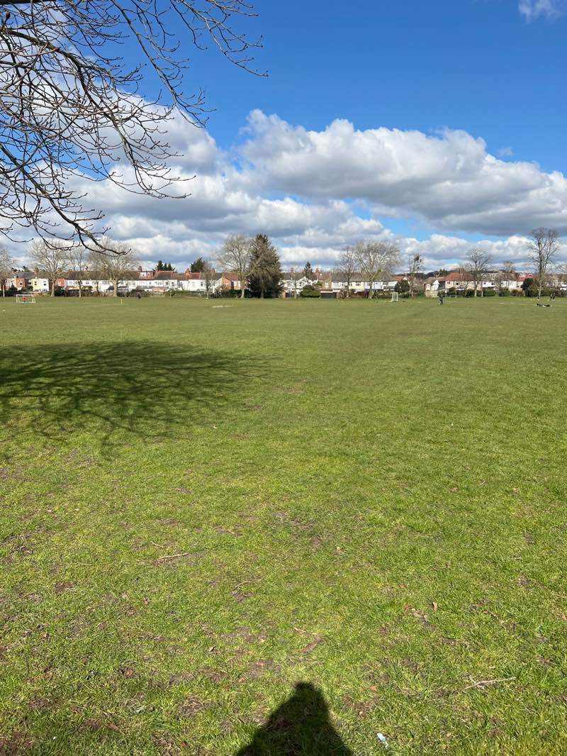 walking near me in Byron Recreation Ground in spring