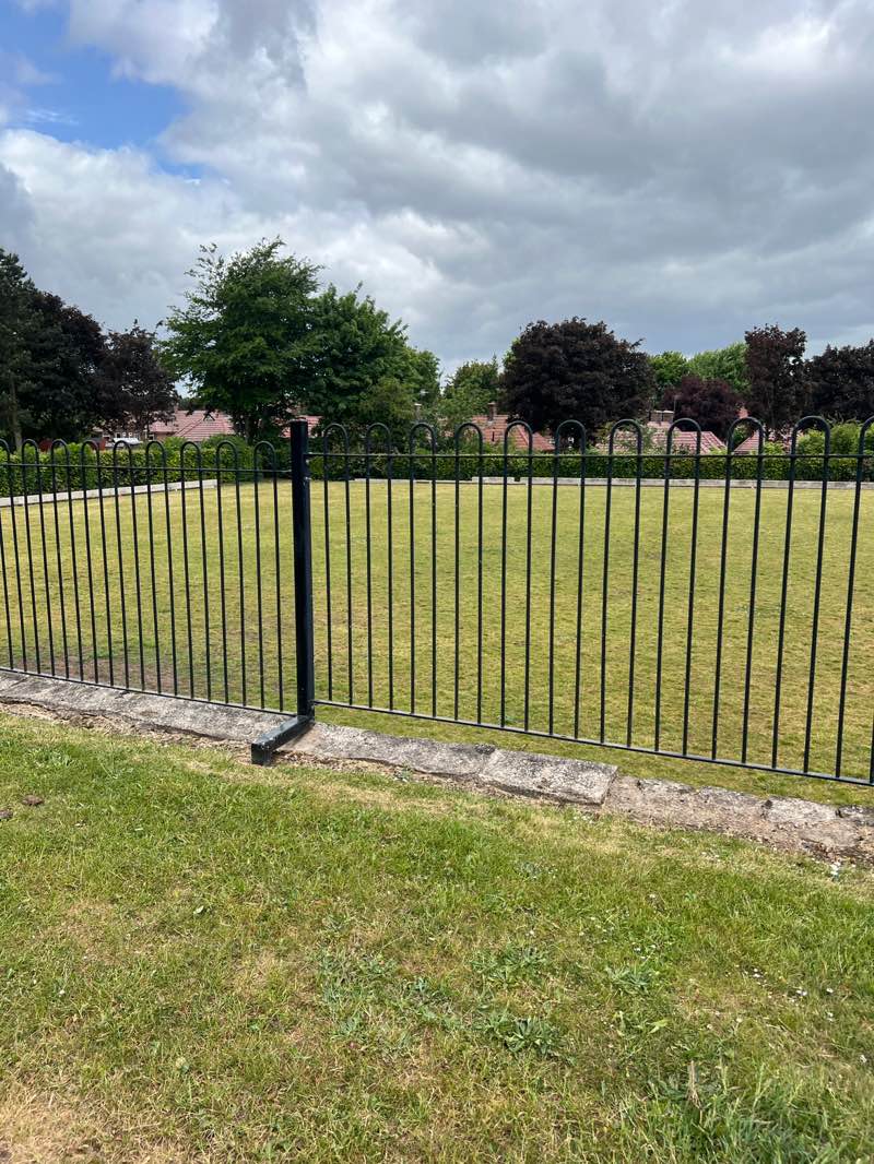 walking near me in Bull Farm Park in spring