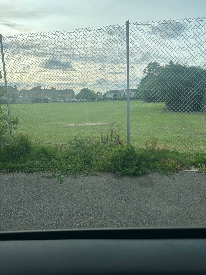 walking near me in Sawley Lakeside Park in summer