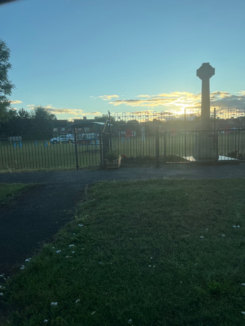 walking near me in New Houghton Millennium Green in autumn