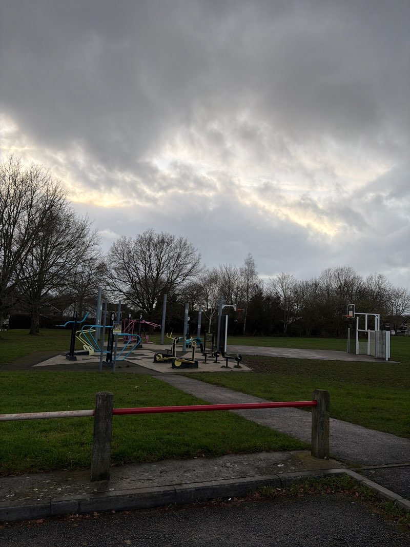 walking near me in Vicarage Road Recreation Ground in winter