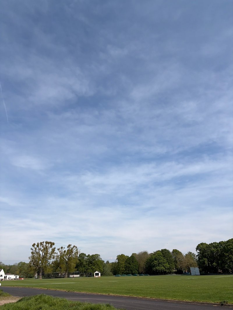 walking near me in Egerton Park in spring