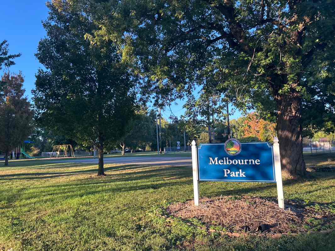 walking near me in Melbourne Park in autumn