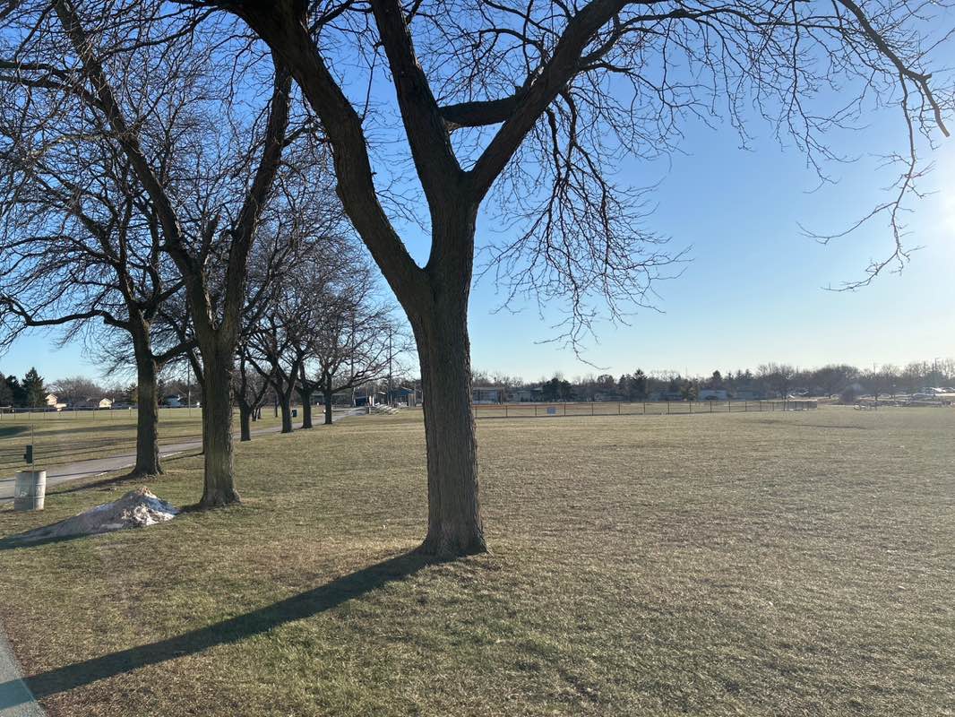 walking near me in Centennial Park in winter