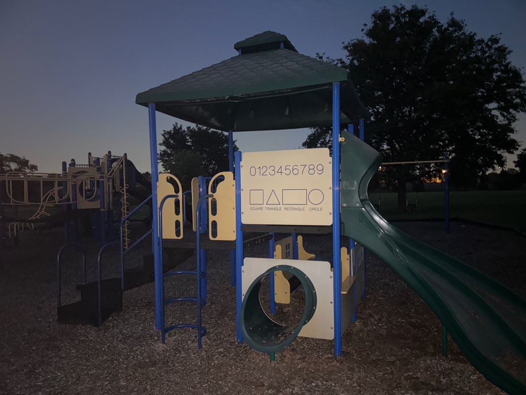 walking near me in Tamera Heights Park in autumn