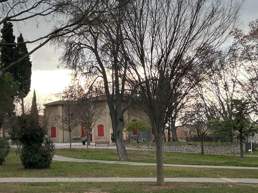 walking near me in Parc Jourdan in winter