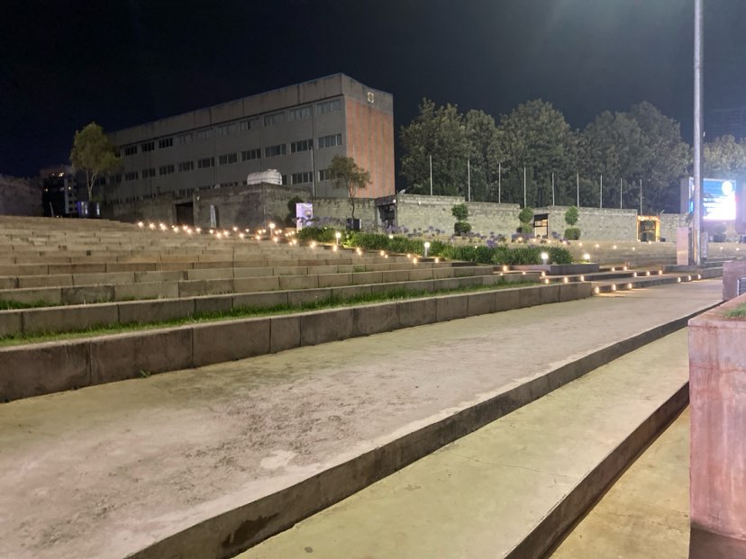 walking near me in Meskel Square in winter