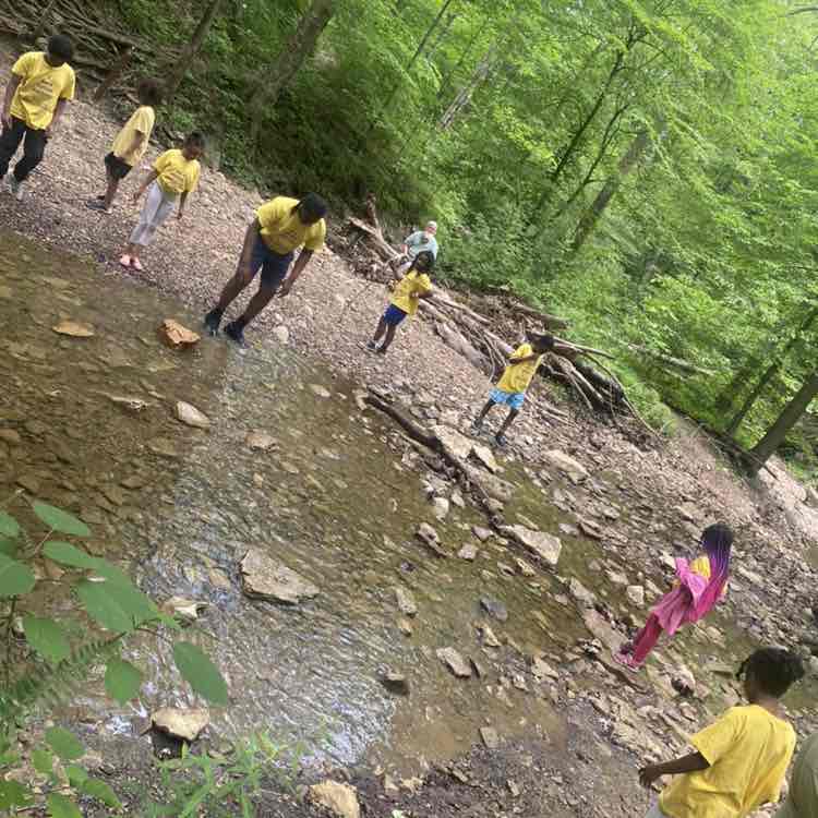 Queen Nana 🌻Family is Life ❣️keep it moving post 3