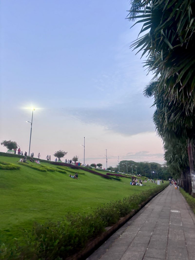 walking near me in Sein Lan So Pyay in winter