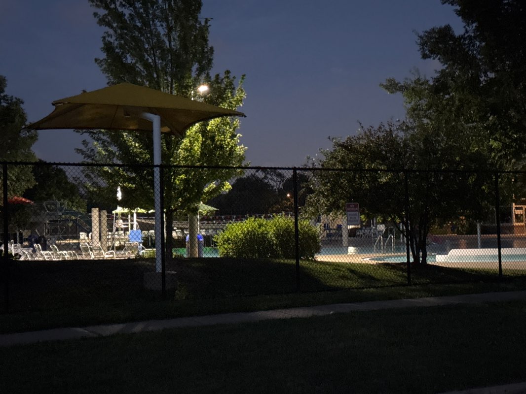 walking near me in Oriole Park in autumn