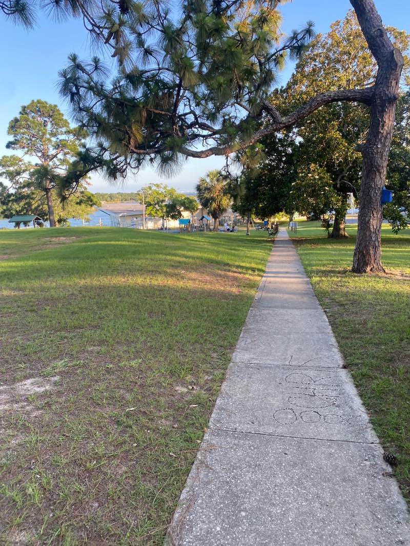 walking near me in Bayview Park in summer