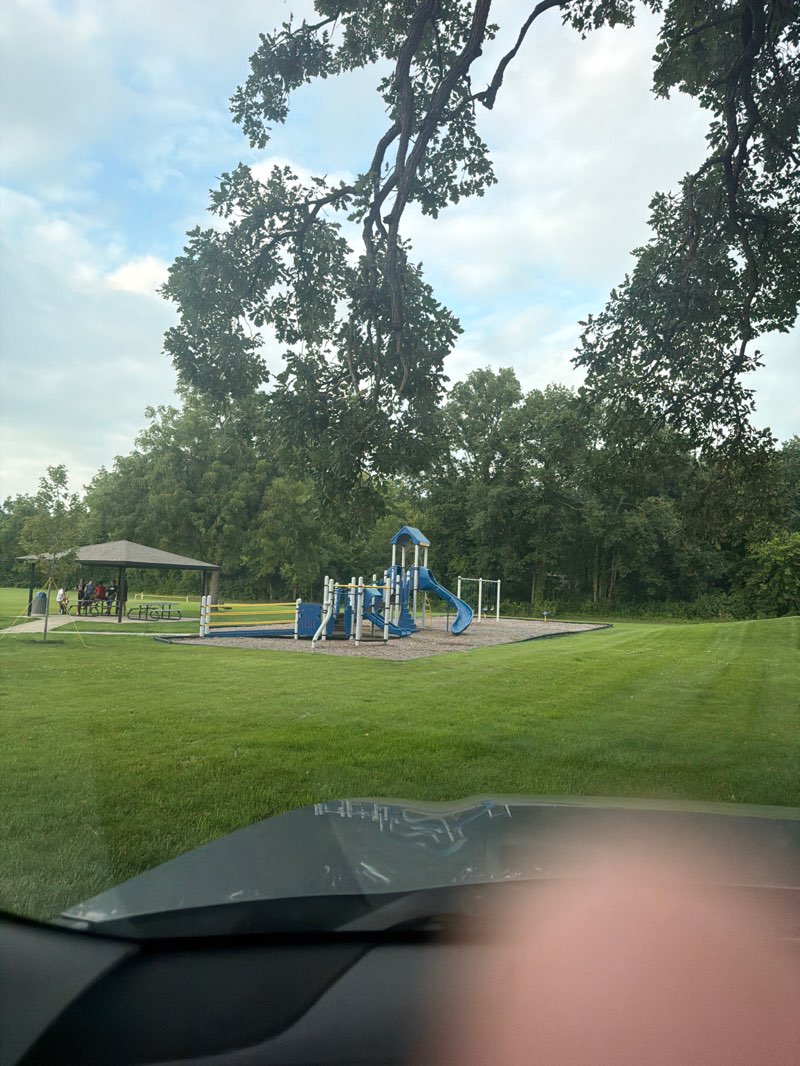 walking near me in Corcoran Park in summer