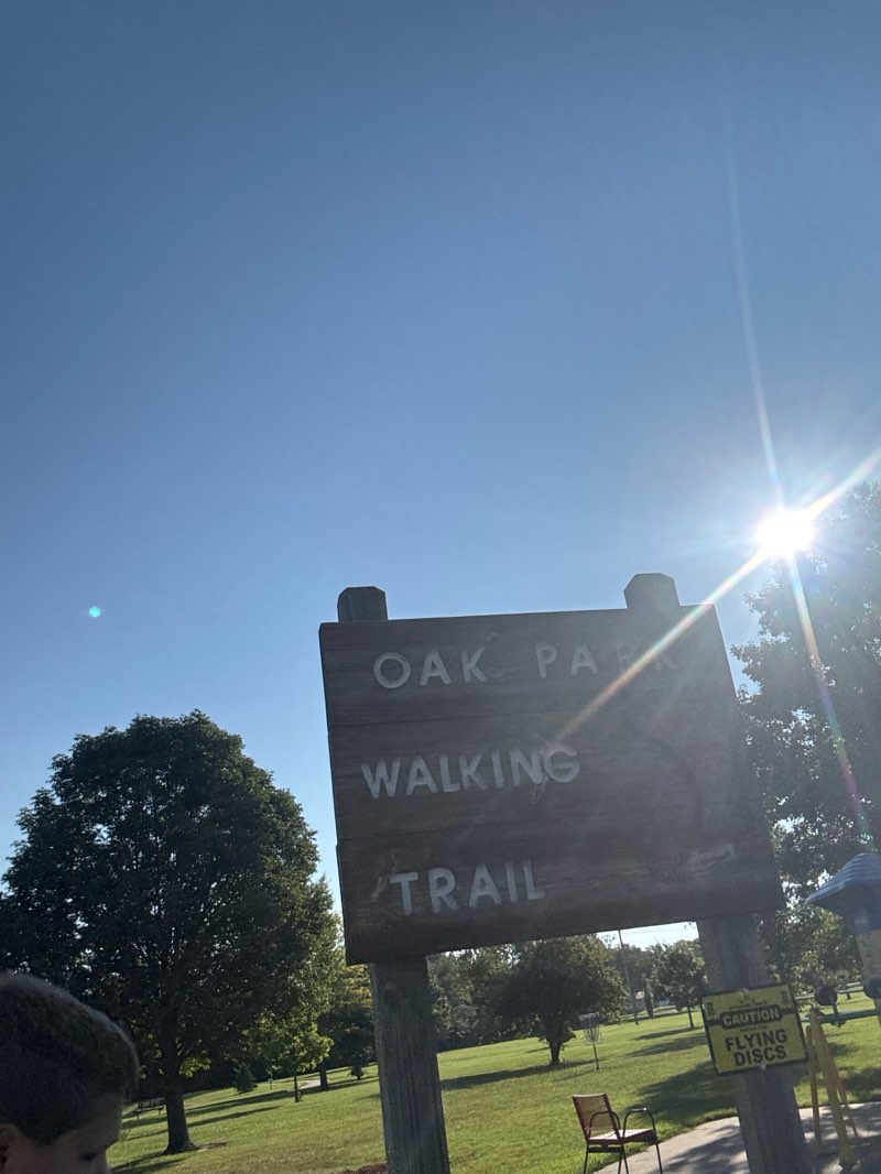 walking near me in Kelley Park in summer