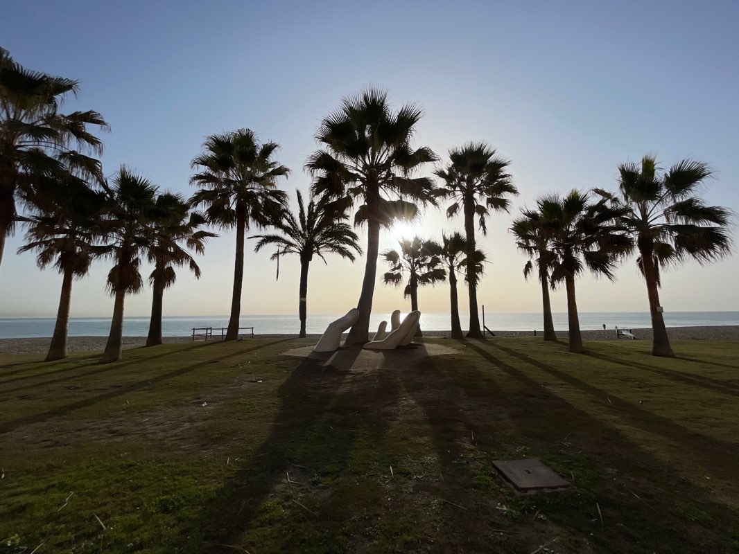 walking near me in Parque Castillo Sohail in winter