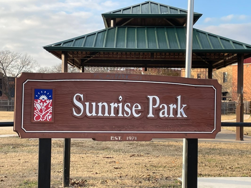 walking near me in Sunrise Park in winter