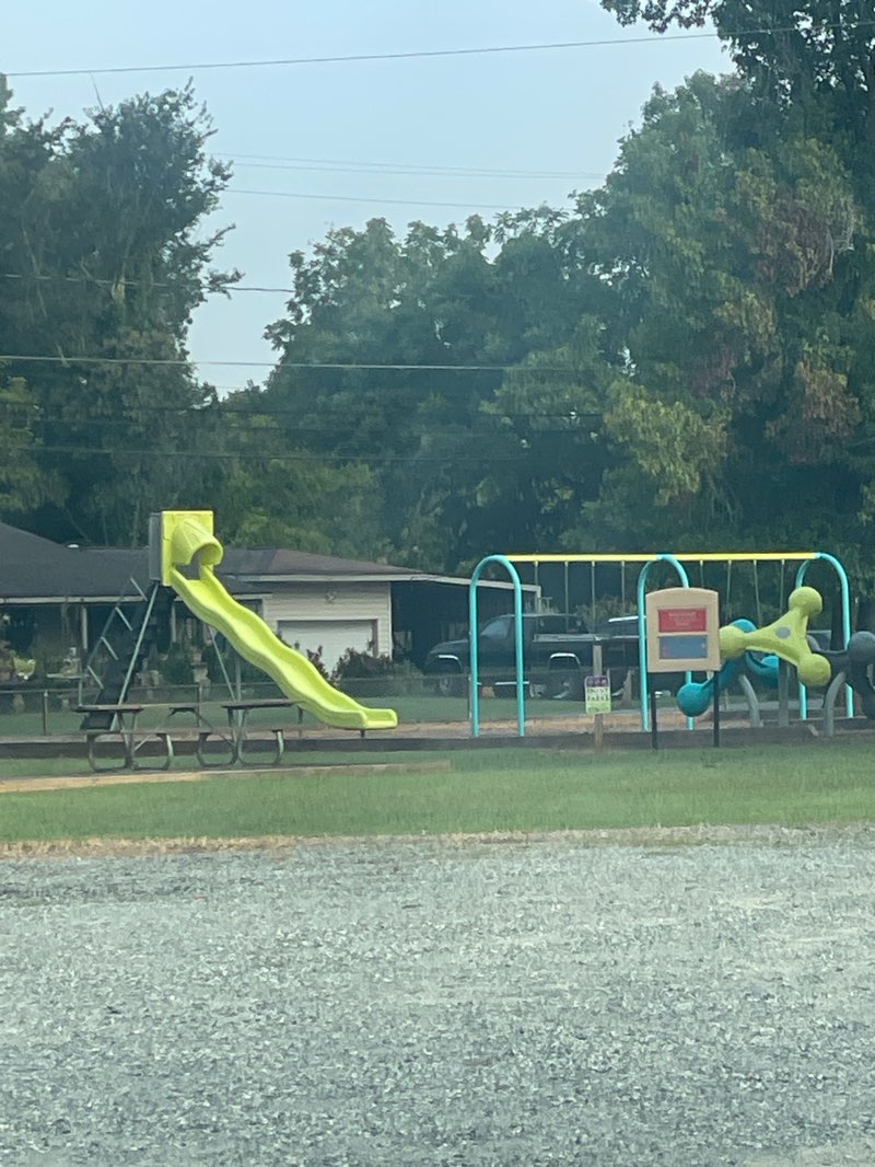 walking near me in Forest Hills Park in autumn
