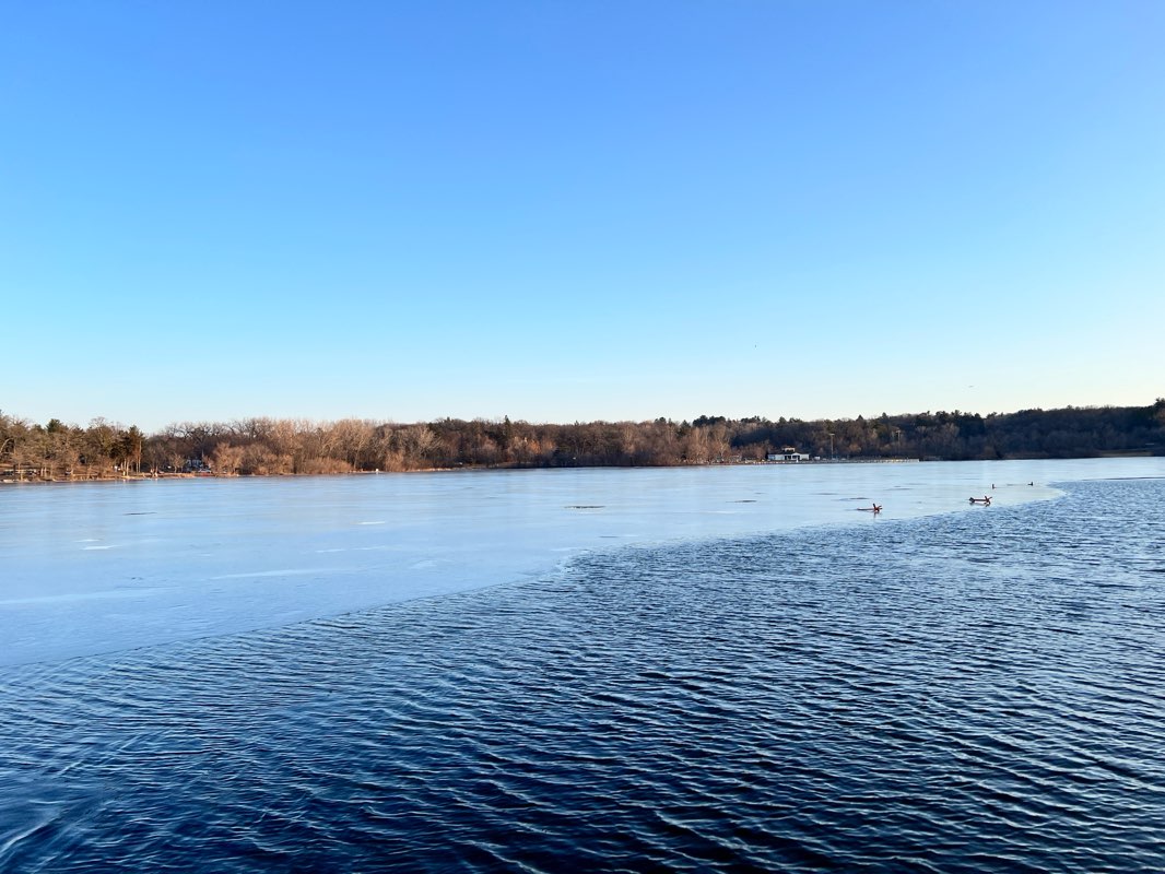 walking near me in Twin Lakes Park in winter