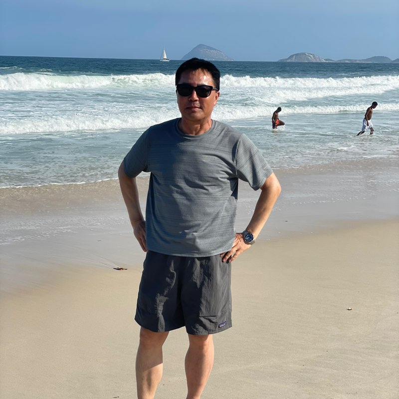 이끌던지 따르던지 비키던지