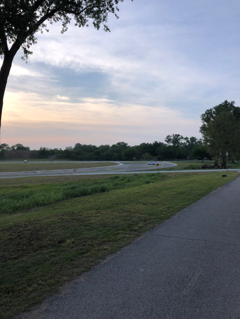 walking near me in Washington Irving Memorial Park & Arboretum in winter