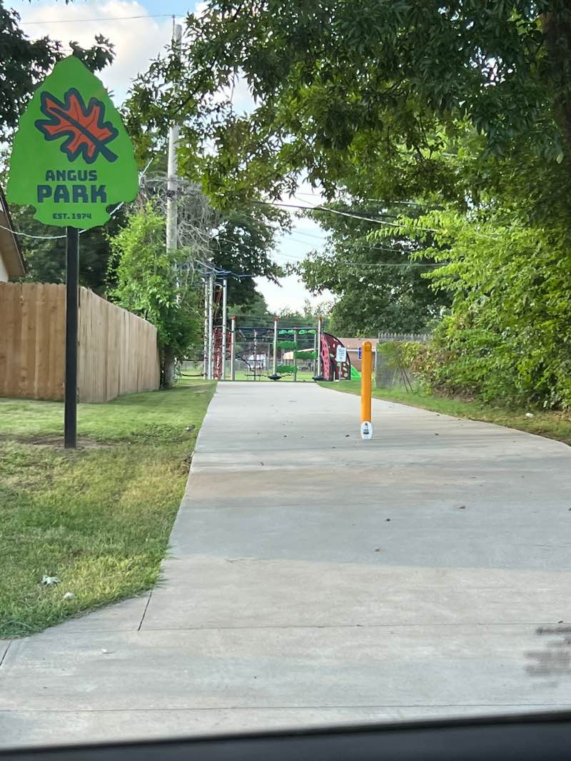 walking near me in Angus Valley Park in autumn