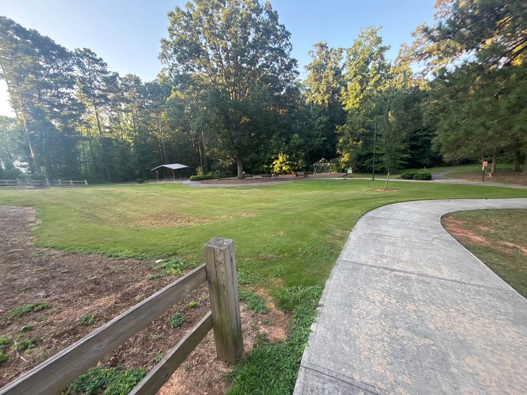 walking near me in Oak Road Park in summer