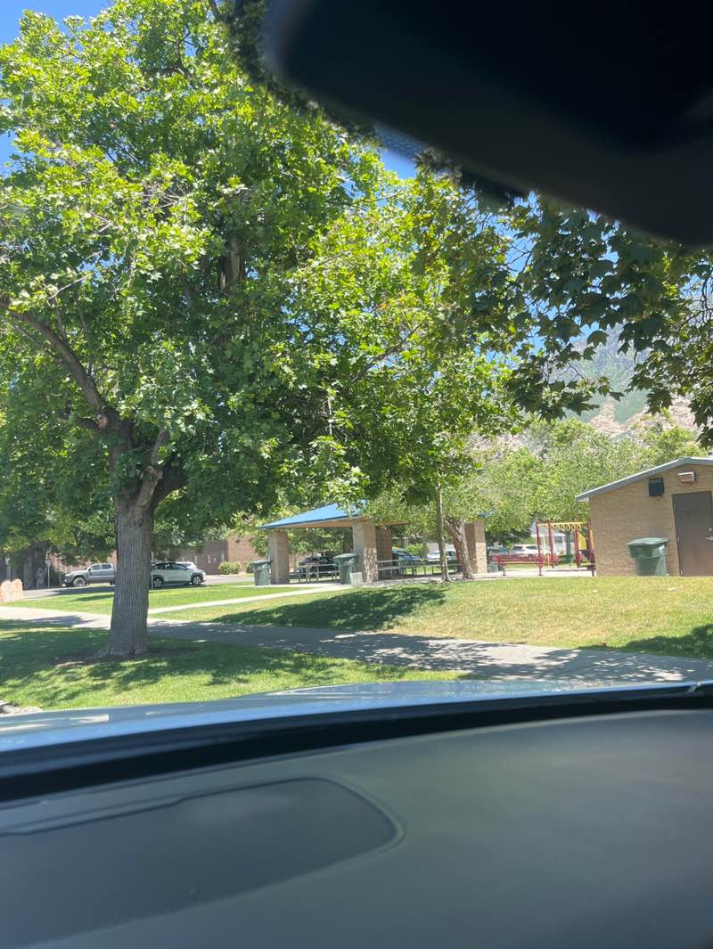 walking near me in Joaquin Park in summer