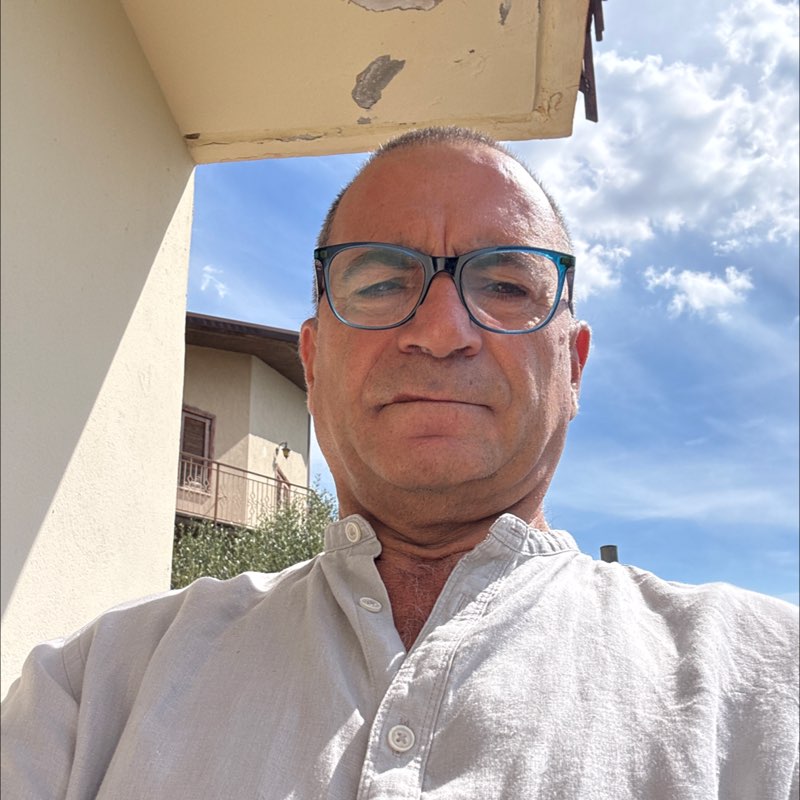 Livio Sad profile